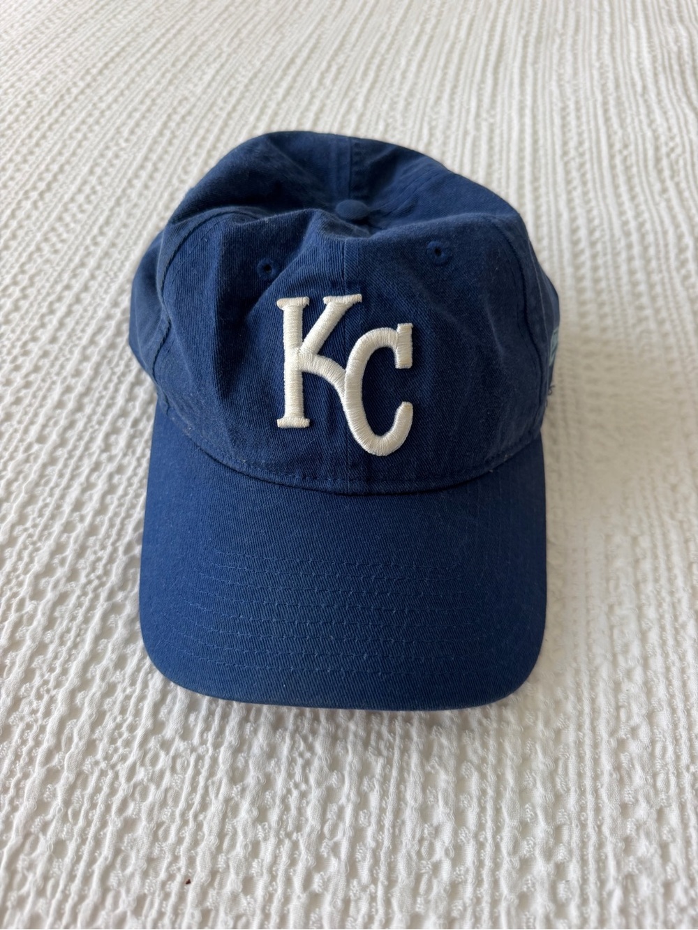 New Era navy blue KC baseball cap with white logo